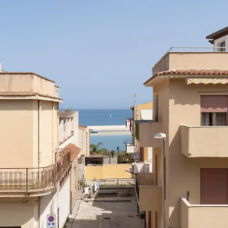 بيت للعطل I Mori Sea View *