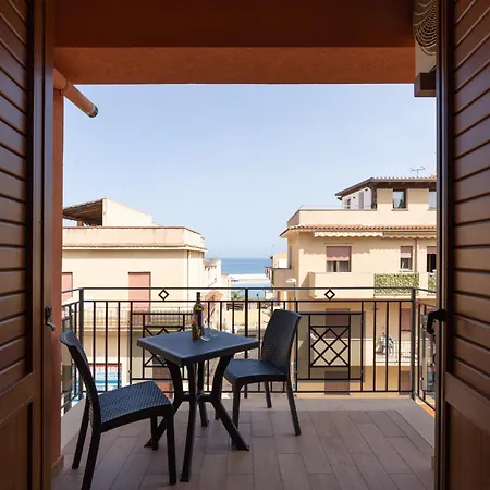 بيت للعطل I Mori Sea View